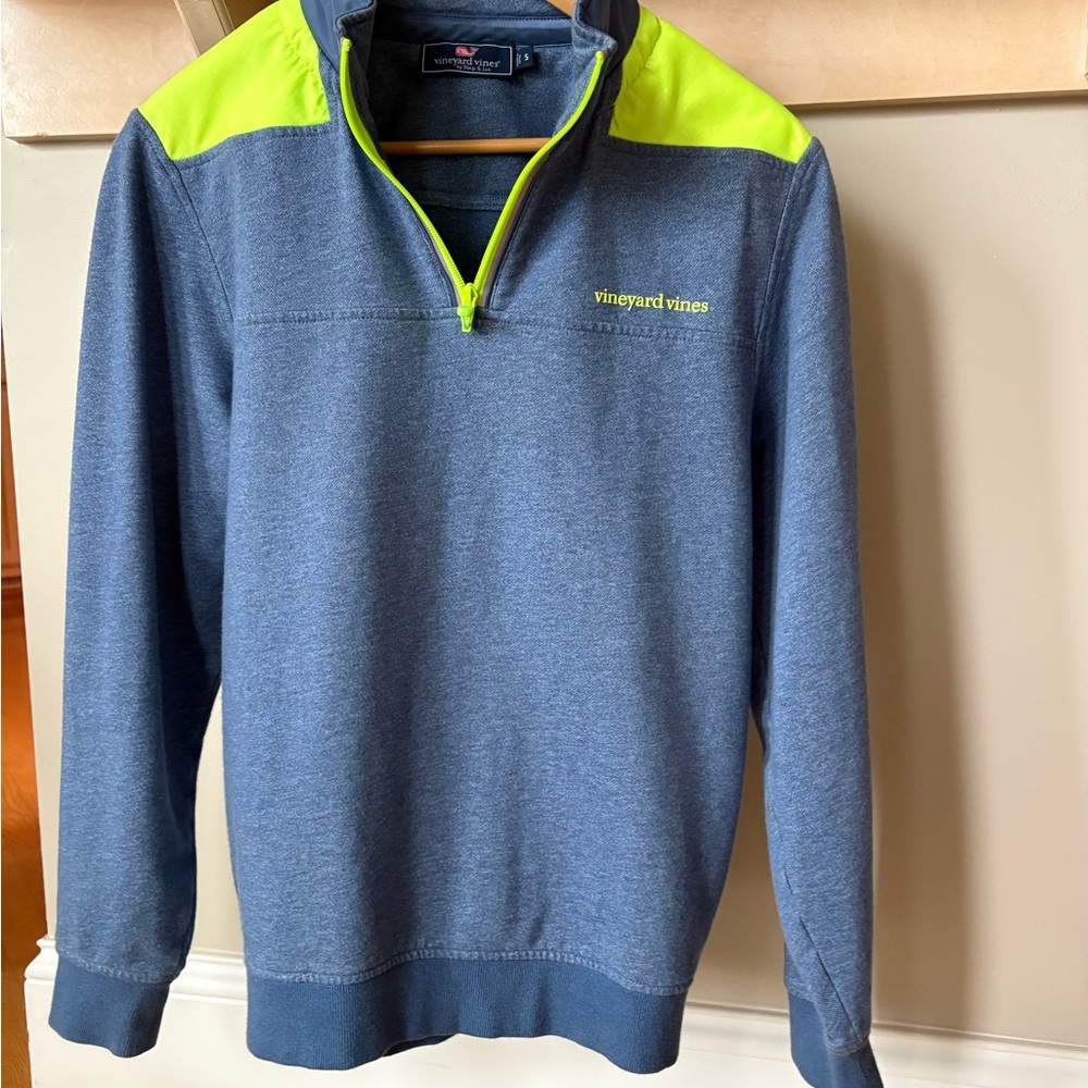 Vineyard Vines Men's Blue and Neon Yellow Zip-Up Sweater